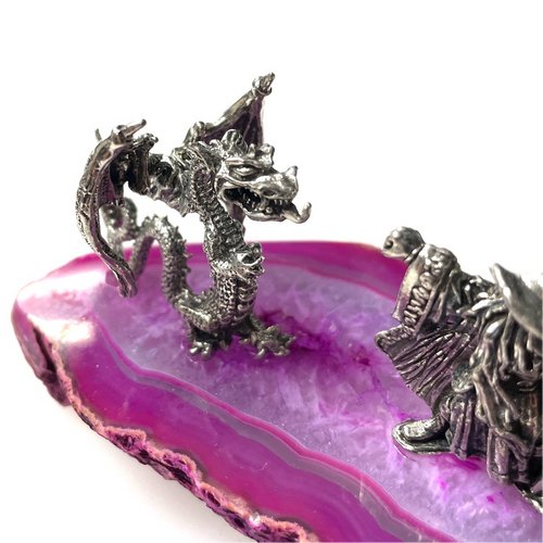 Batwing Dragon Vs Wizard Pewters on Mineral Slice 1 Count Assorted - TPCSUPPLYCO